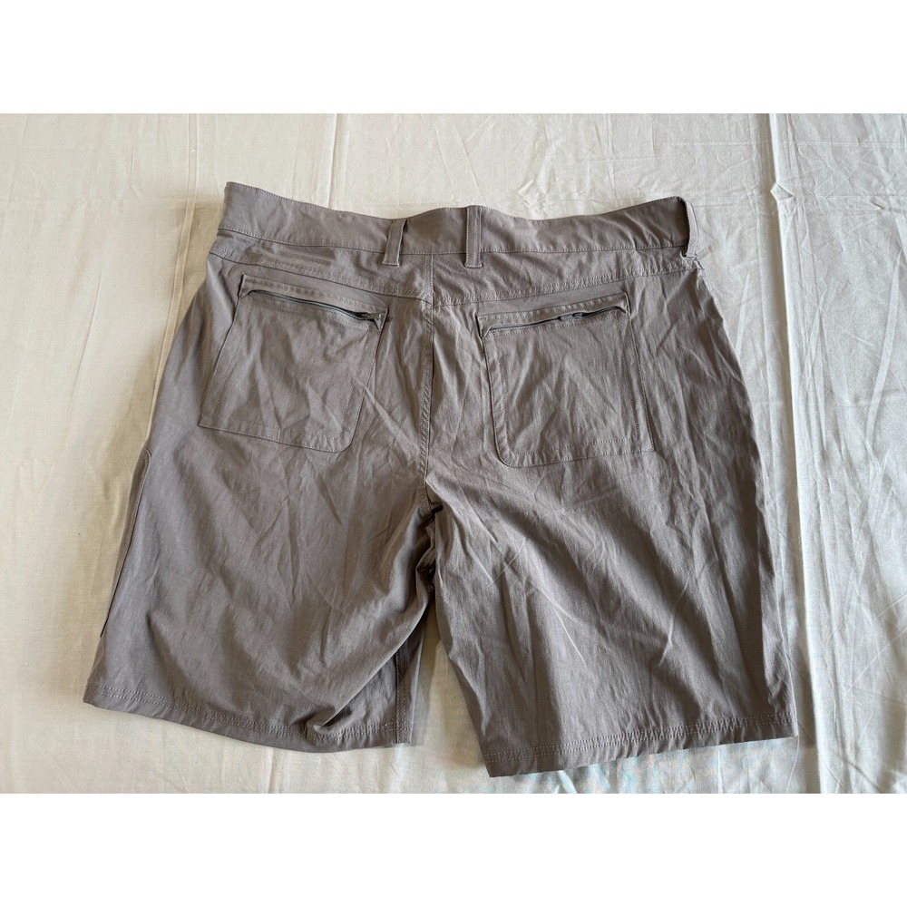 Huk Shorts Mens 2XL Gray Cargo Next Level Performance Stretch Fishing Adjustable - Picture 11 of 12